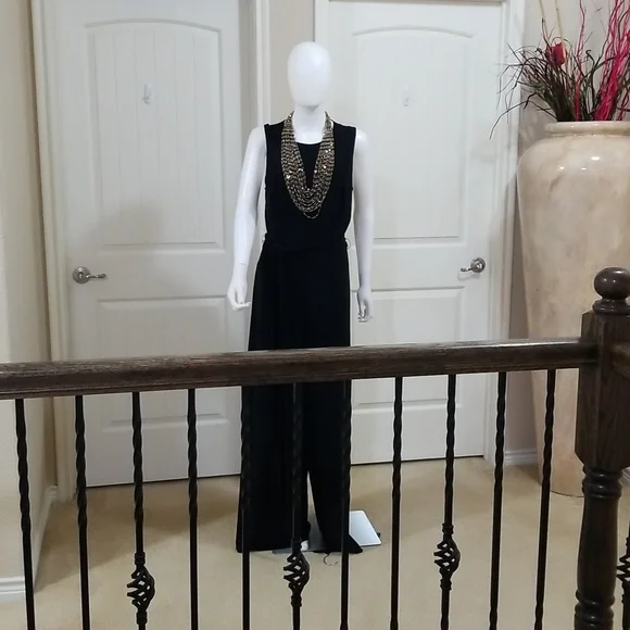 Ralph Lauren Black wide leg jumpsuit! - Picture 5 of 8